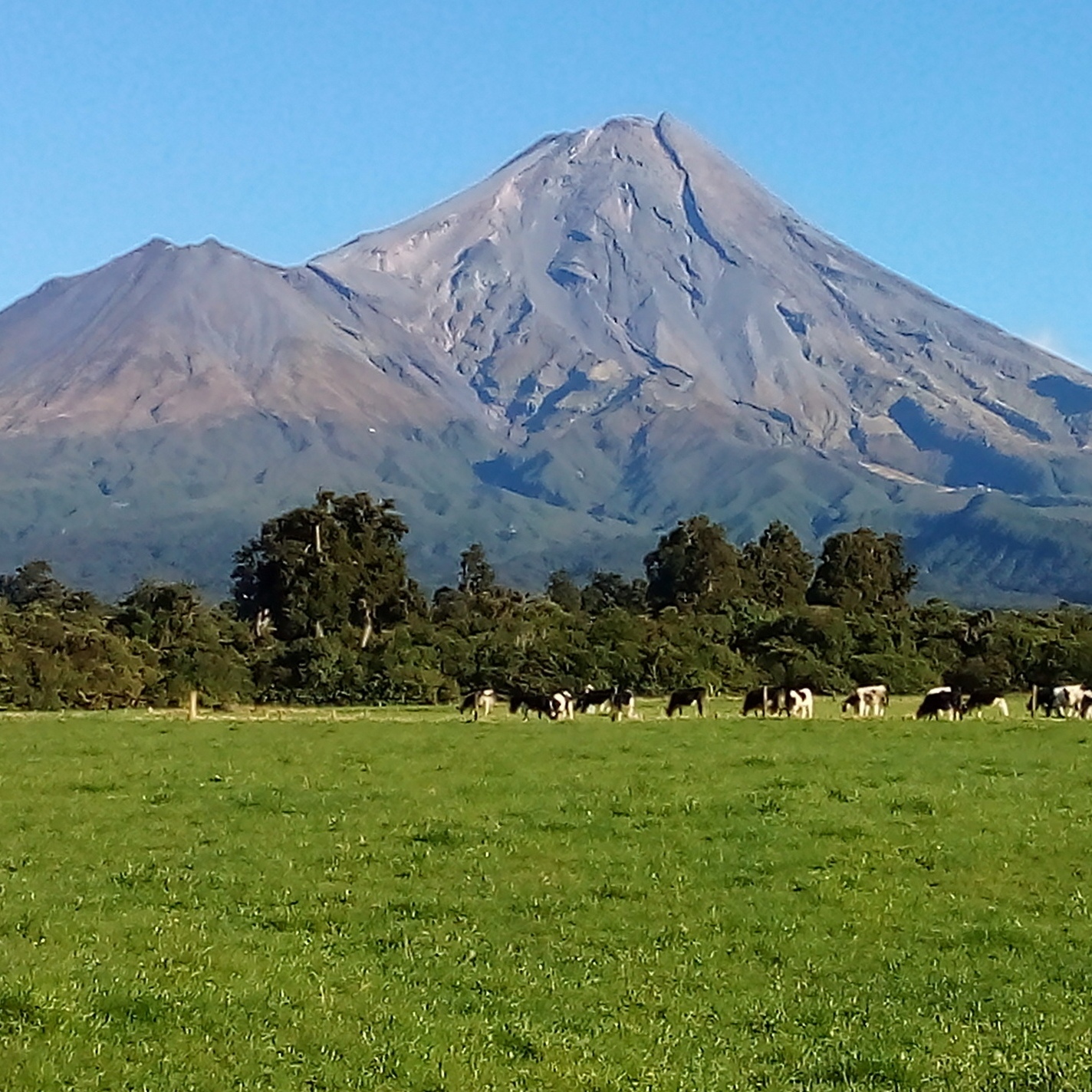 Around Mount Taranaki by the Southern Side A Maverick Traveller